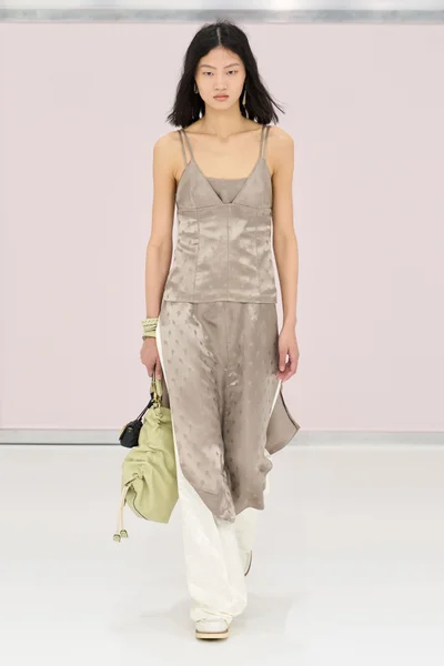 Look 40